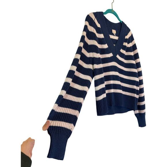 A New Day Navy and White Striped Knit V-Neck Sweater Women's Size XS - Picture 2 of 6